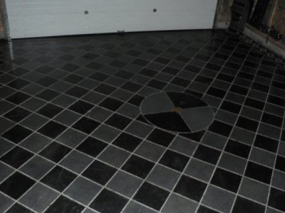 Garage Floor 002.jpg