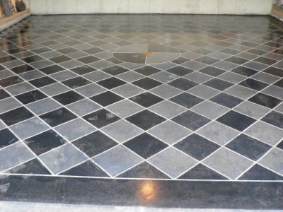 Garage Floor 011.jpg