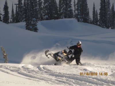 snowmobiloe 038.jpg