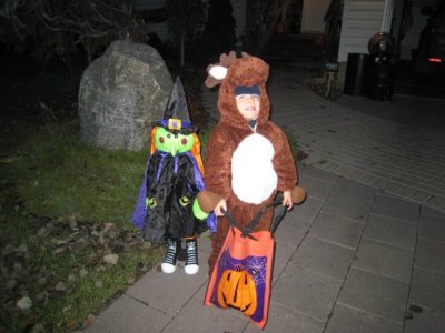 Darien Halloween 2009.jpg