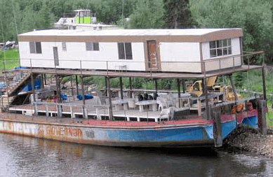 red-neck-house-boat.gif