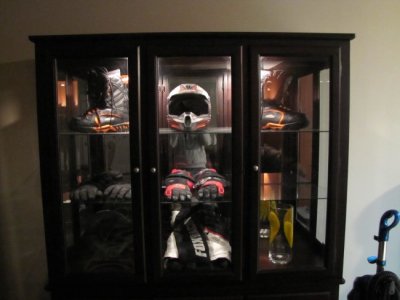 sled cabinet 003.jpg