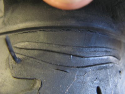 gorilla tires 026.jpg