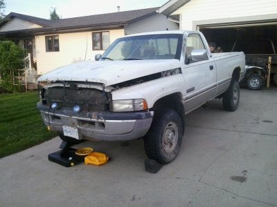 JOEY'S WRECKED TRUCK 2.jpg